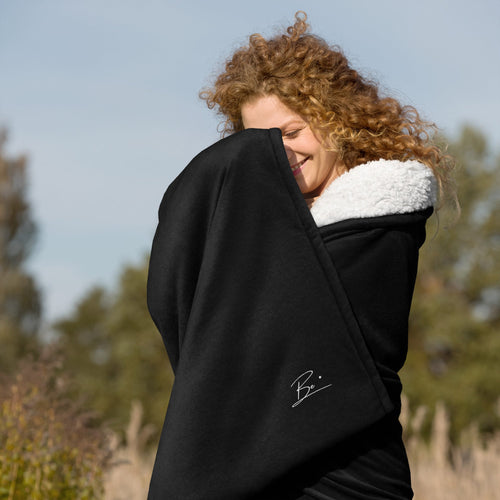 Be. signature logo minimalist throw blanket
